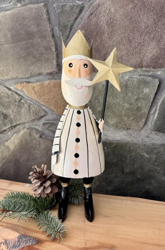 FARMHOUSE SANTA *NEW* AVAIL JULY 2025